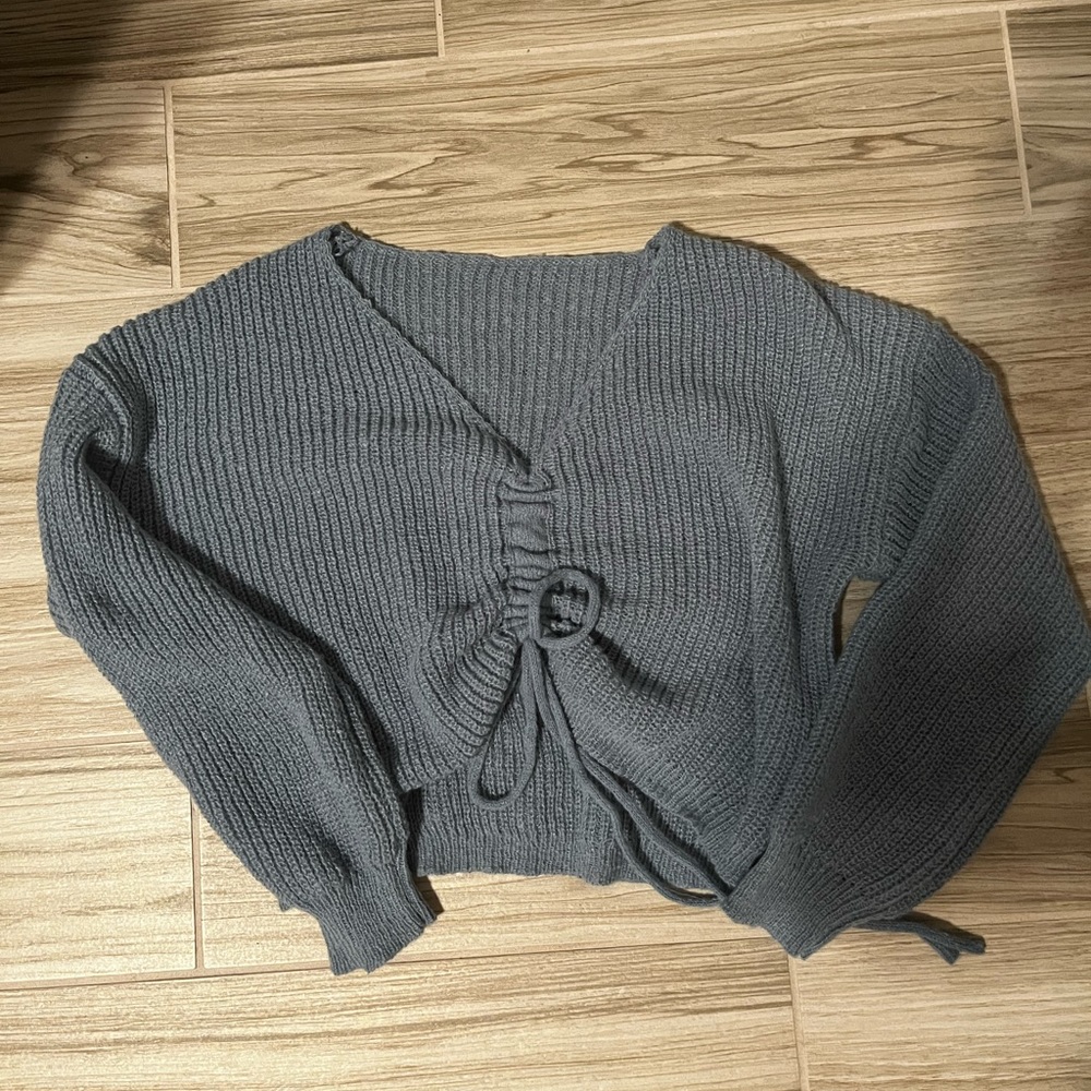 ✨Blue Ruched Knit Crop Sweater✨ - Picture 2 of 2